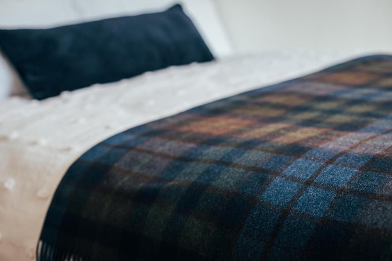The Main Street Burrow - Your Perfect Hideaway St Boswells ภายนอก รูปภาพ
