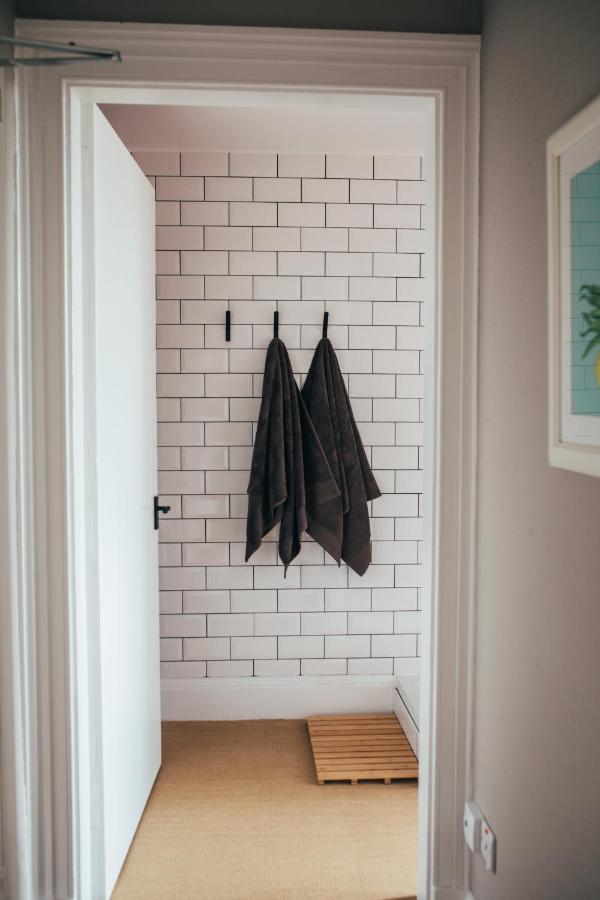 The Main Street Burrow - Your Perfect Hideaway St Boswells ภายนอก รูปภาพ